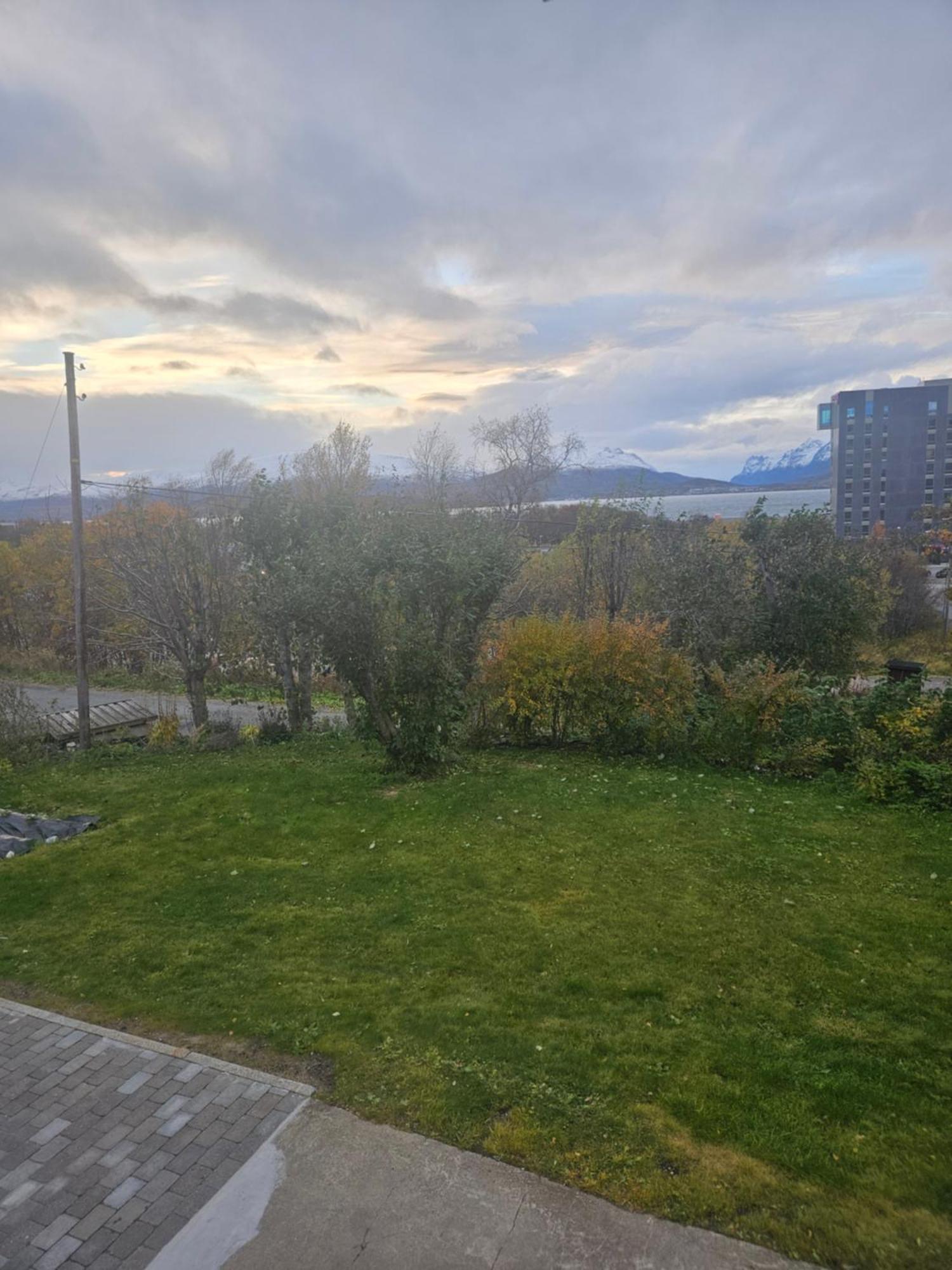 Small Cozy 3 Bed Apartment Tromso